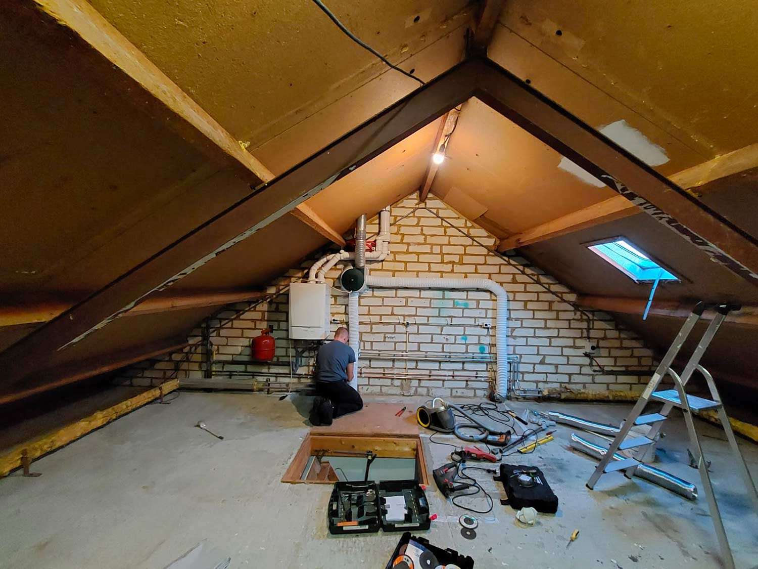 Isolamento sottotetto con sughero biondo naturale: risultati concreti dal Nord Europa Isolamento sottotetto con sughero biondo naturale: risultati concreti dal Nord Europa Coverd - BioEdilizia - Isolare secondo natura Isolamento acustico