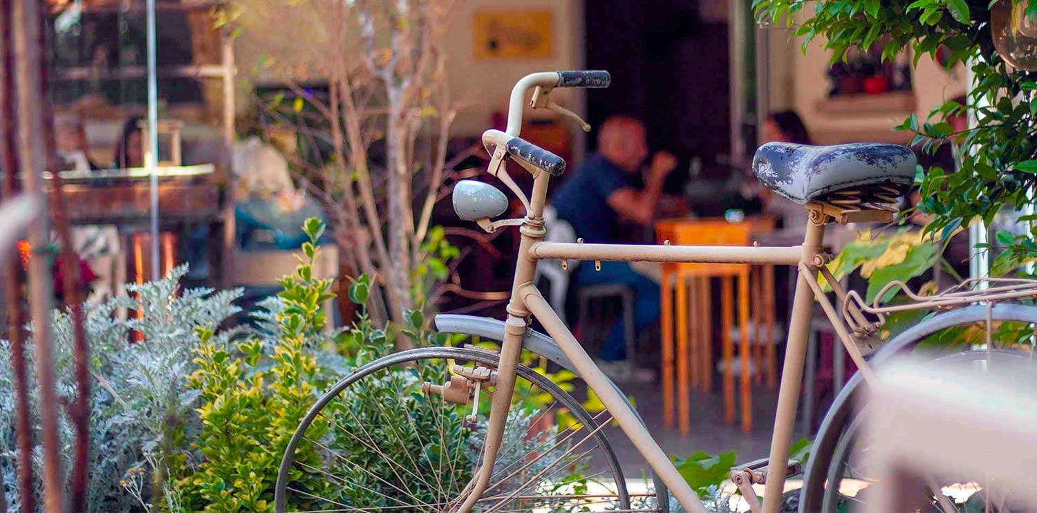 Trattamento acustico alla Locanda del Chierichetto: quando il sughero naturale trasforma l'esperienza gastronomica Trattamento acustico alla Locanda del Chierichetto: quando il sughero naturale trasforma l'esperienza gastronomica Coverd - BioEdilizia - Isolare secondo natura Isolamento acustico