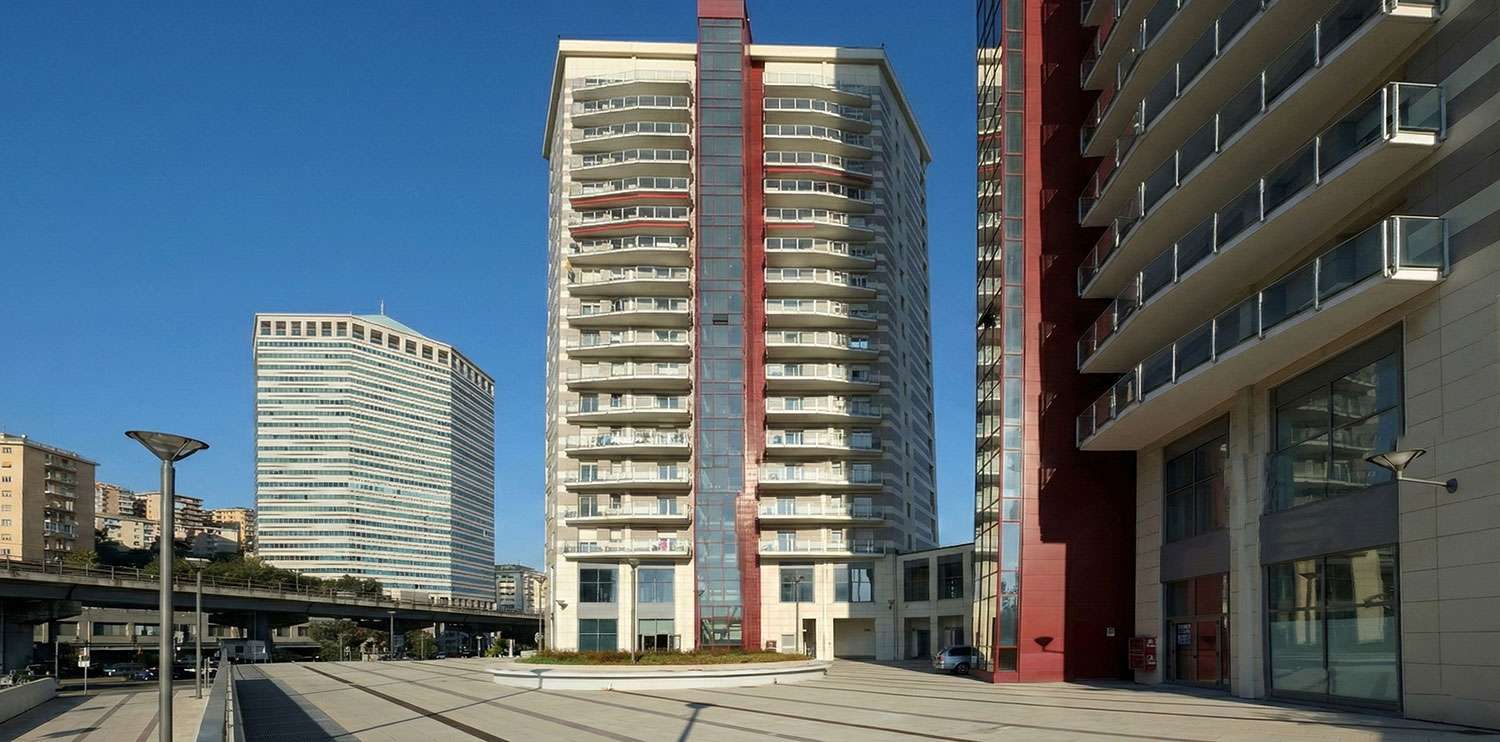 Torri Faro Genova (GE) - Il moderno complesso abitativo affacciato sul porto Torri Faro Genova (GE) - Il moderno complesso abitativo affacciato sul porto Coverd - BioEdilizia - Isolare secondo natura Isolamento termico