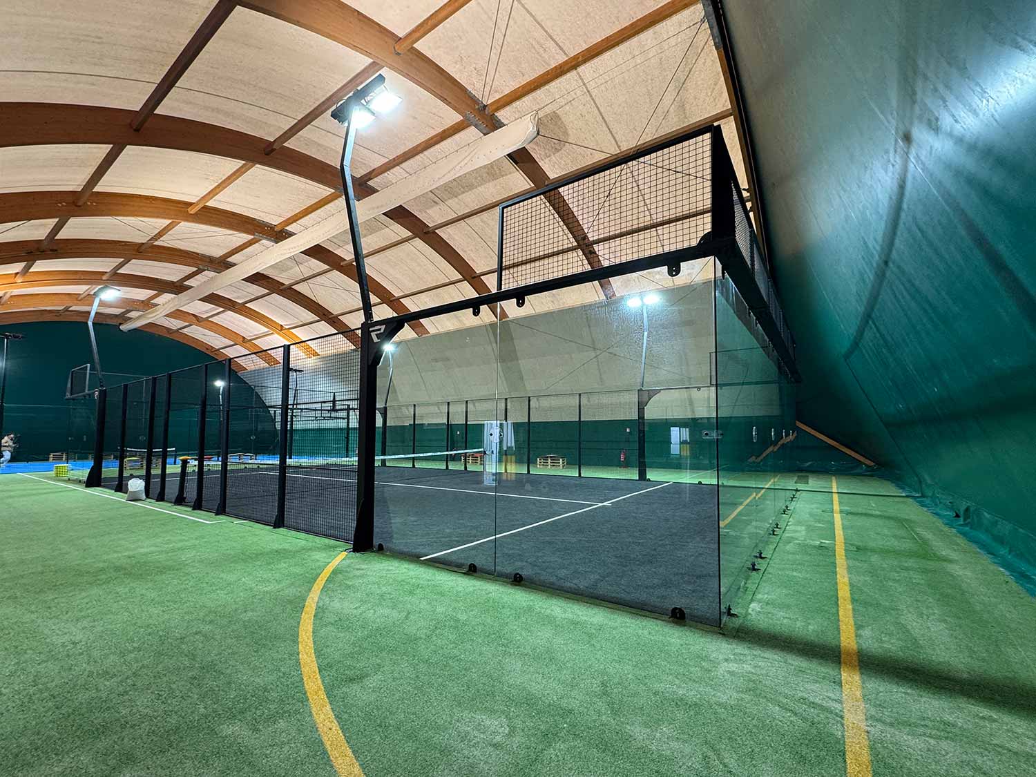 Centro sportivo Sport City Lomagna (LC) - Isolamento acustico Coverd - BioEdilizia - Isolare secondo natura Palestre - Centri sportivi