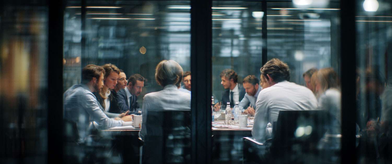 Effetto cocktail party: quando il cervello lavora troppo per ascoltare Coverd - BioEdilizia - Isolare secondo natura Isolamento acustico