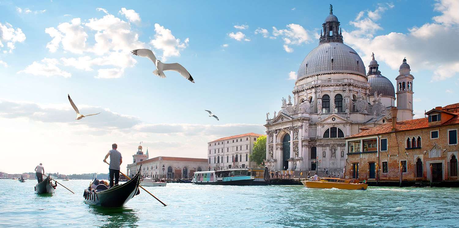 Effetto cocktail party: quando il cervello lavora troppo per ascoltare Coverd - BioEdilizia - Isolare secondo natura Isolamento acustico